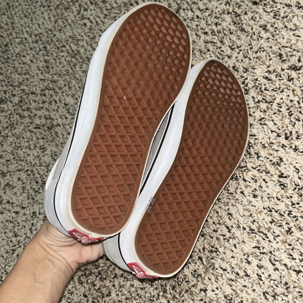 Men’s Vans - Picture 6 of 7